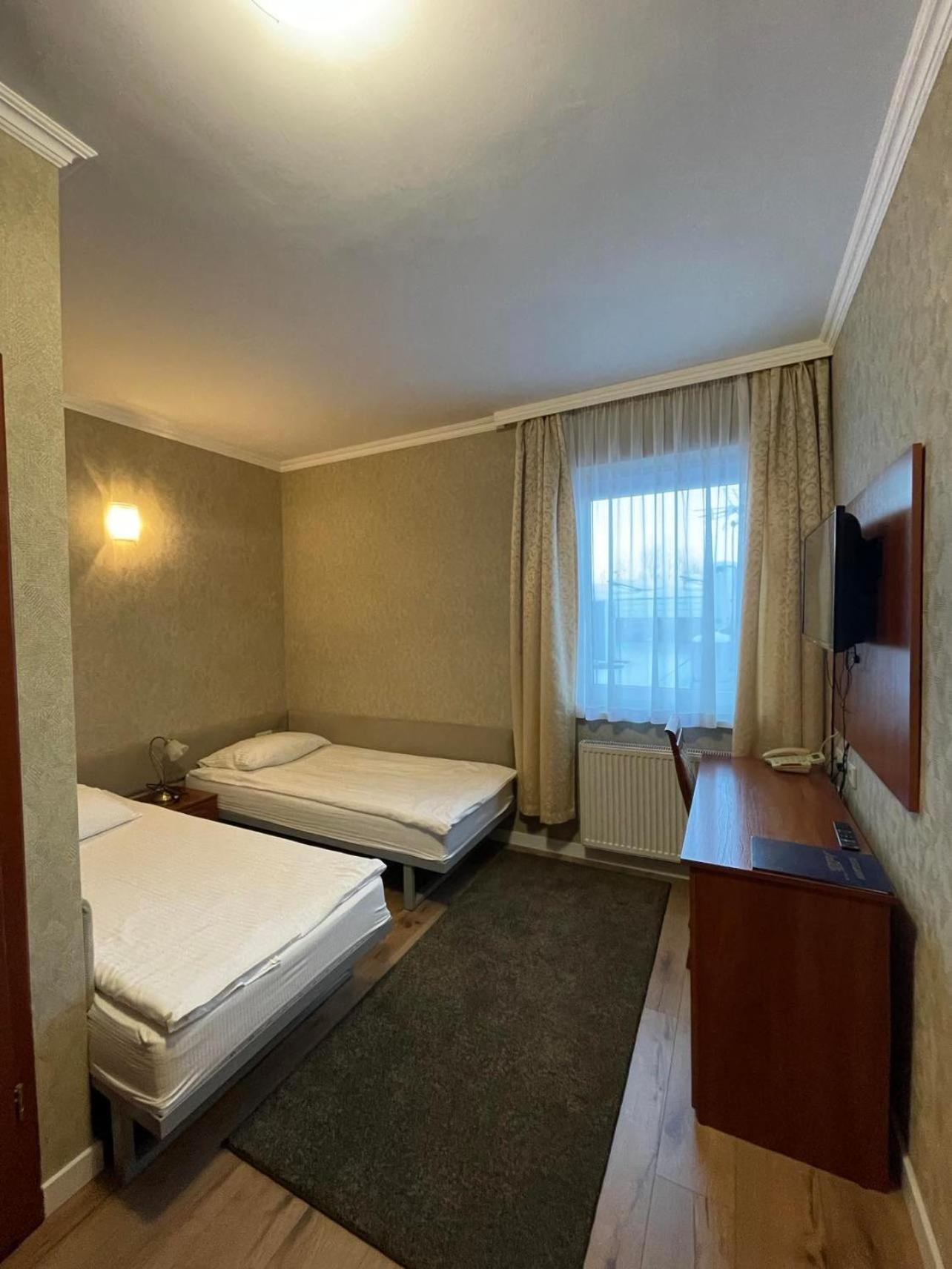 Hotel Arkadia Konskie 外观 照片