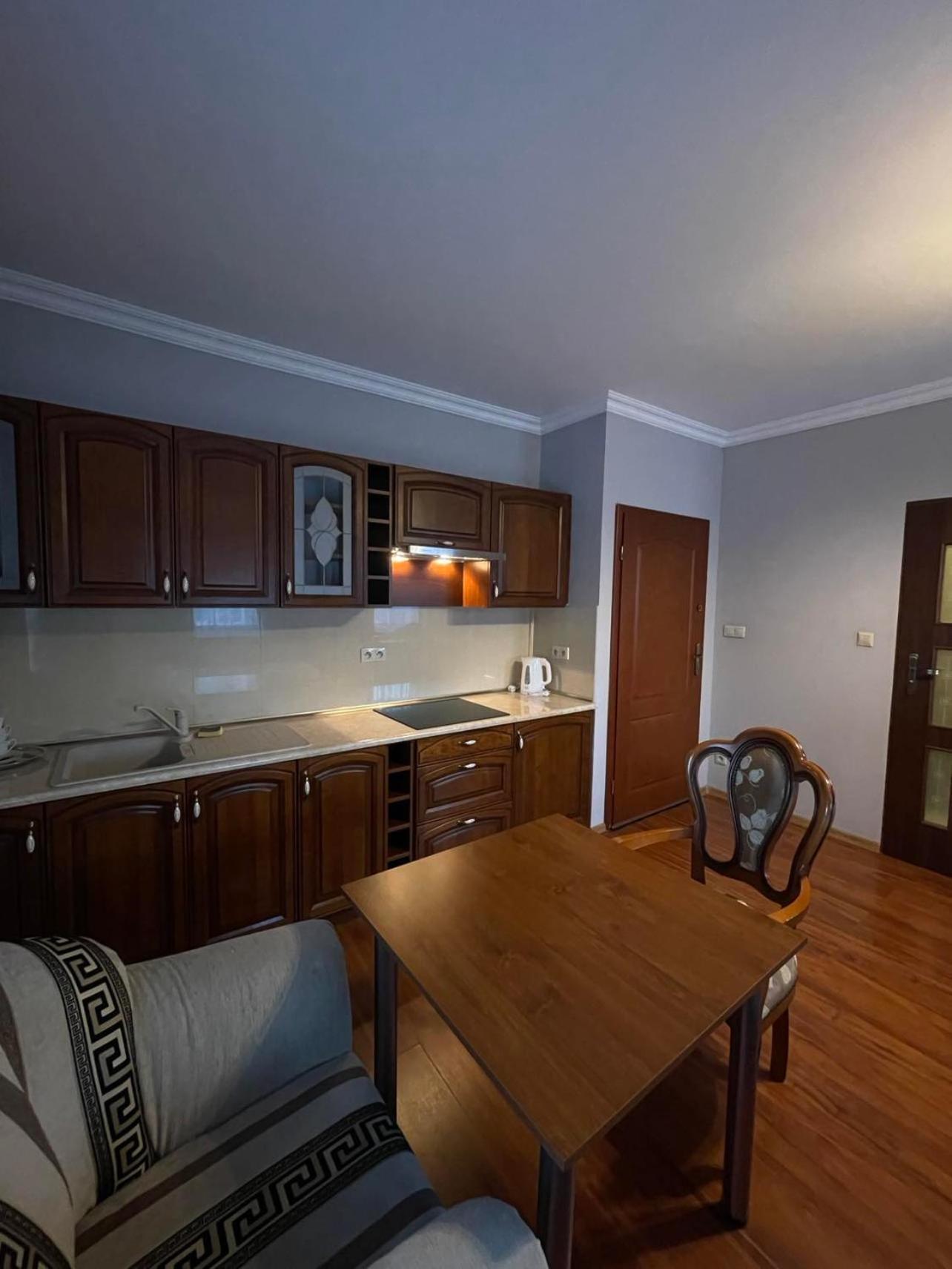 Hotel Arkadia Konskie 外观 照片